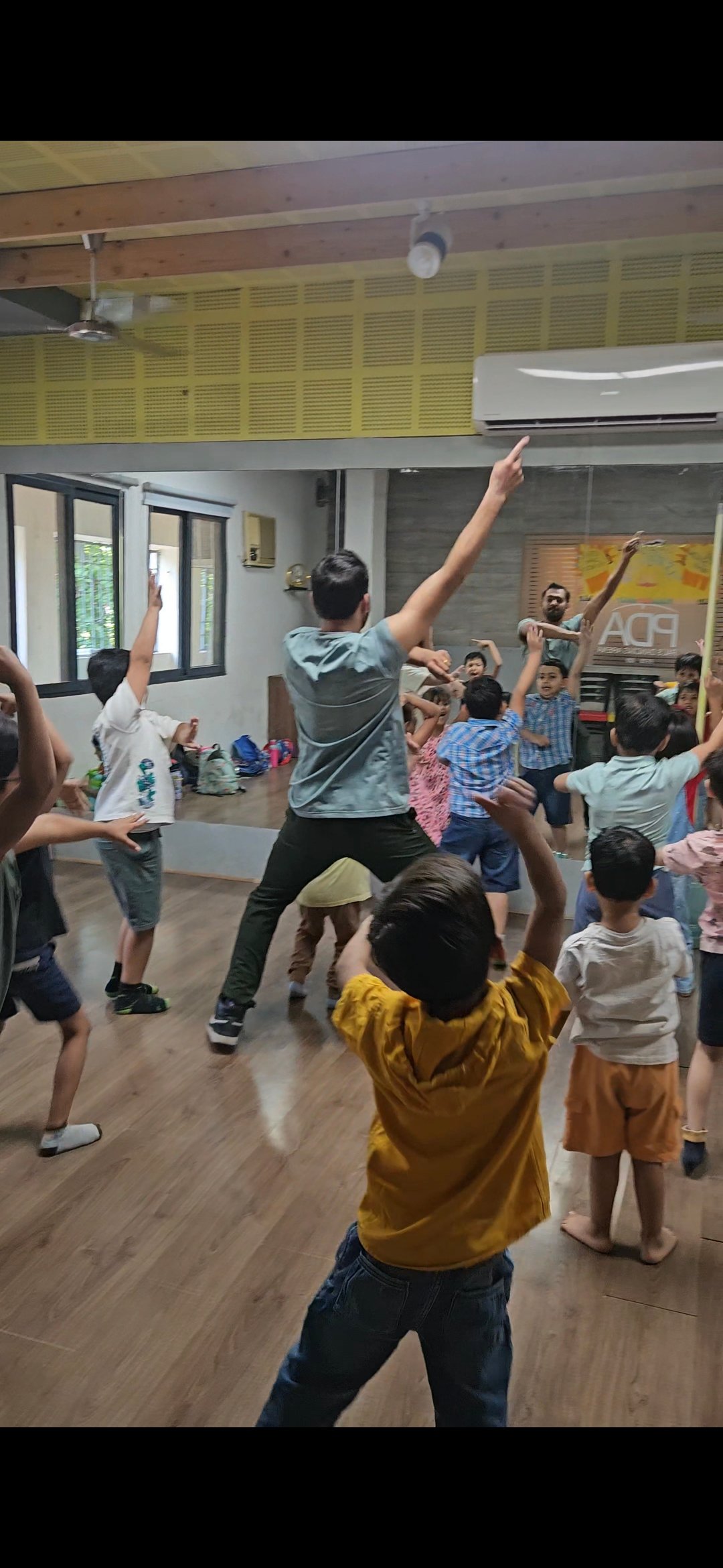 Kids regular dance classes
